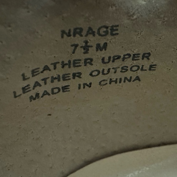 Steve Madden Classic Black Heels - Picture 9 of 9